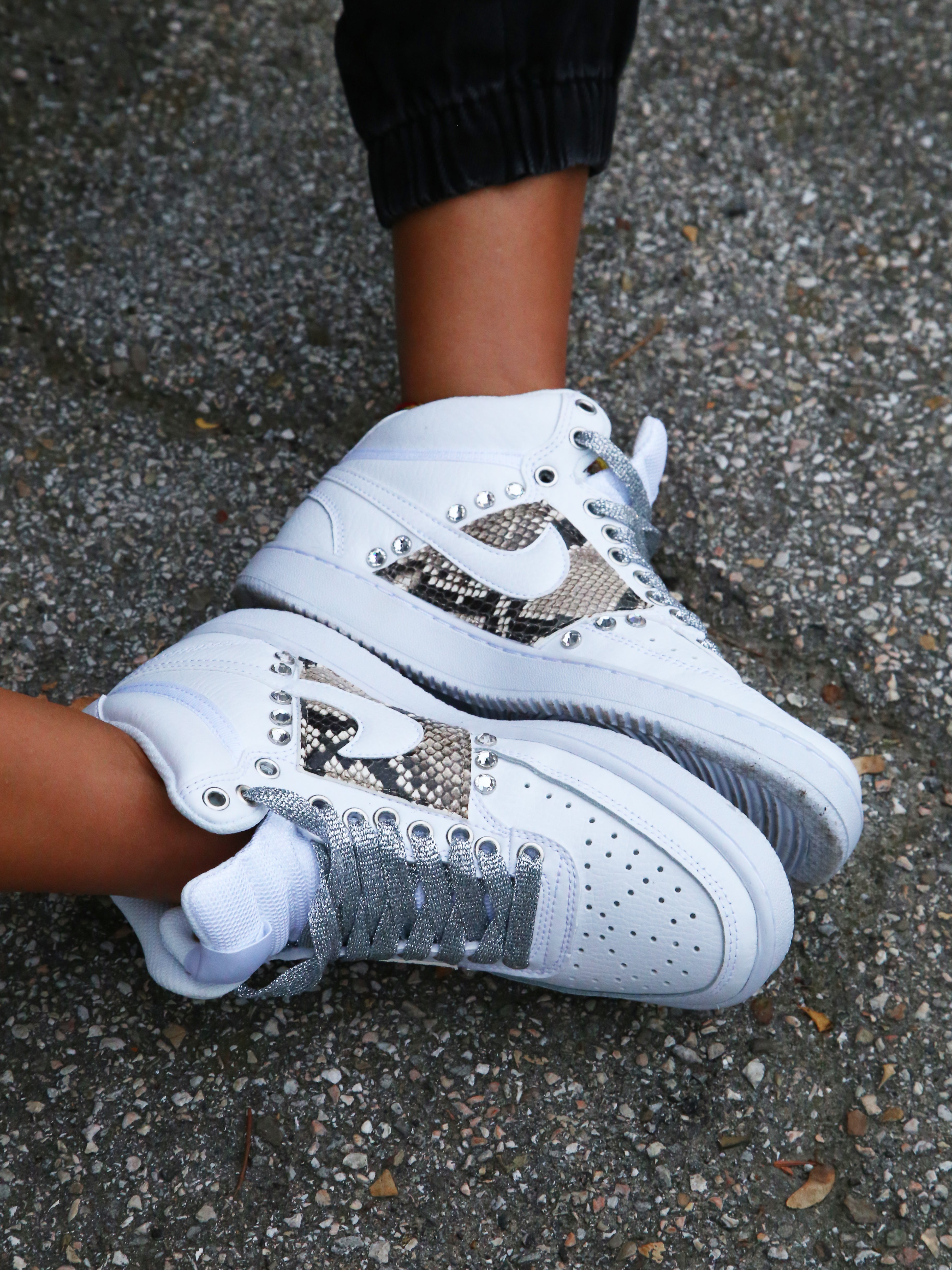 Nike Court Vision MID Pitone Roccia & Strass