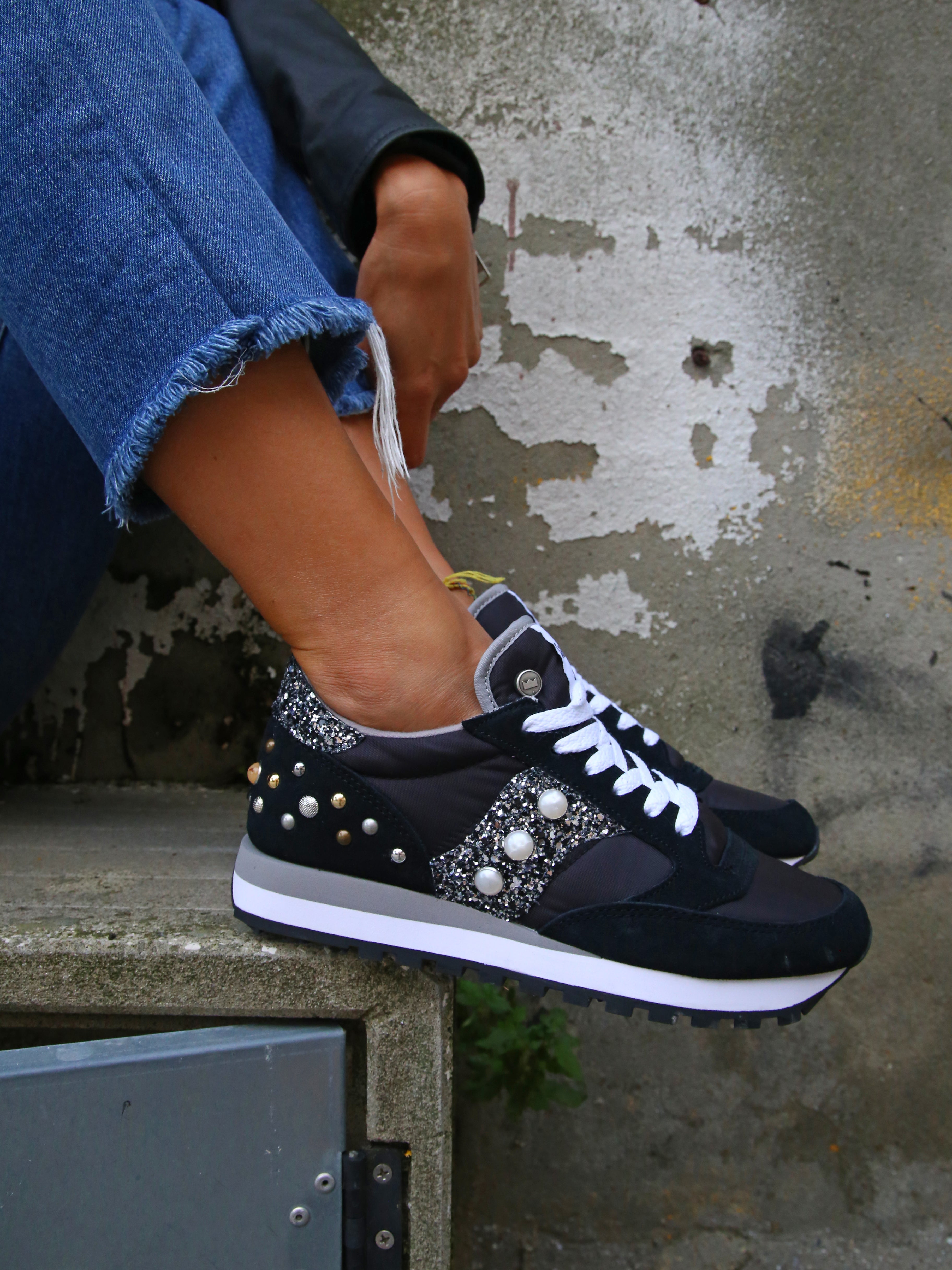 Saucony Jazz Black Silver Glitter &amp; Studs