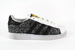 Superstar 2025 total black