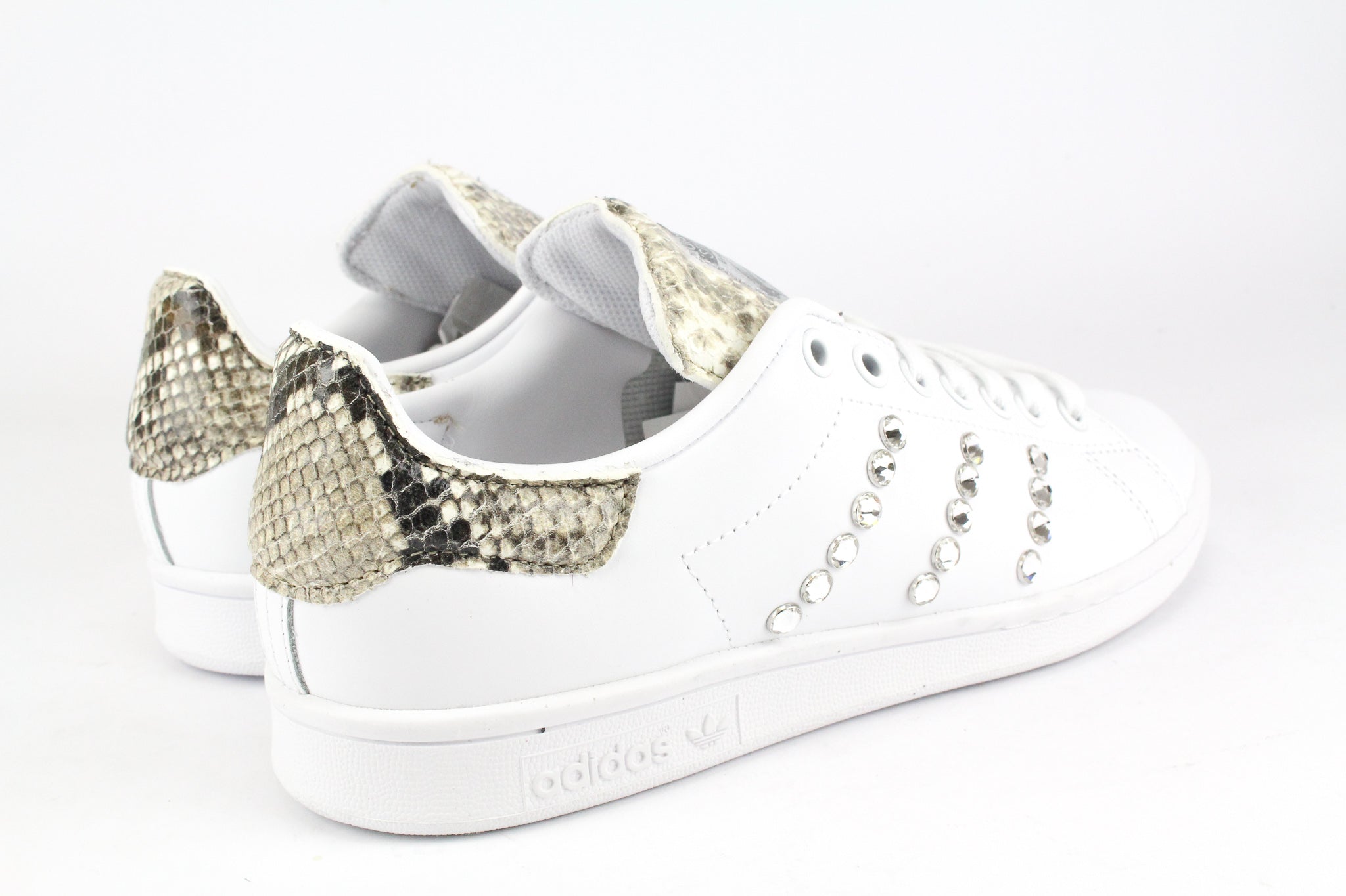 Adidas Stan Smith scrawling Total Python