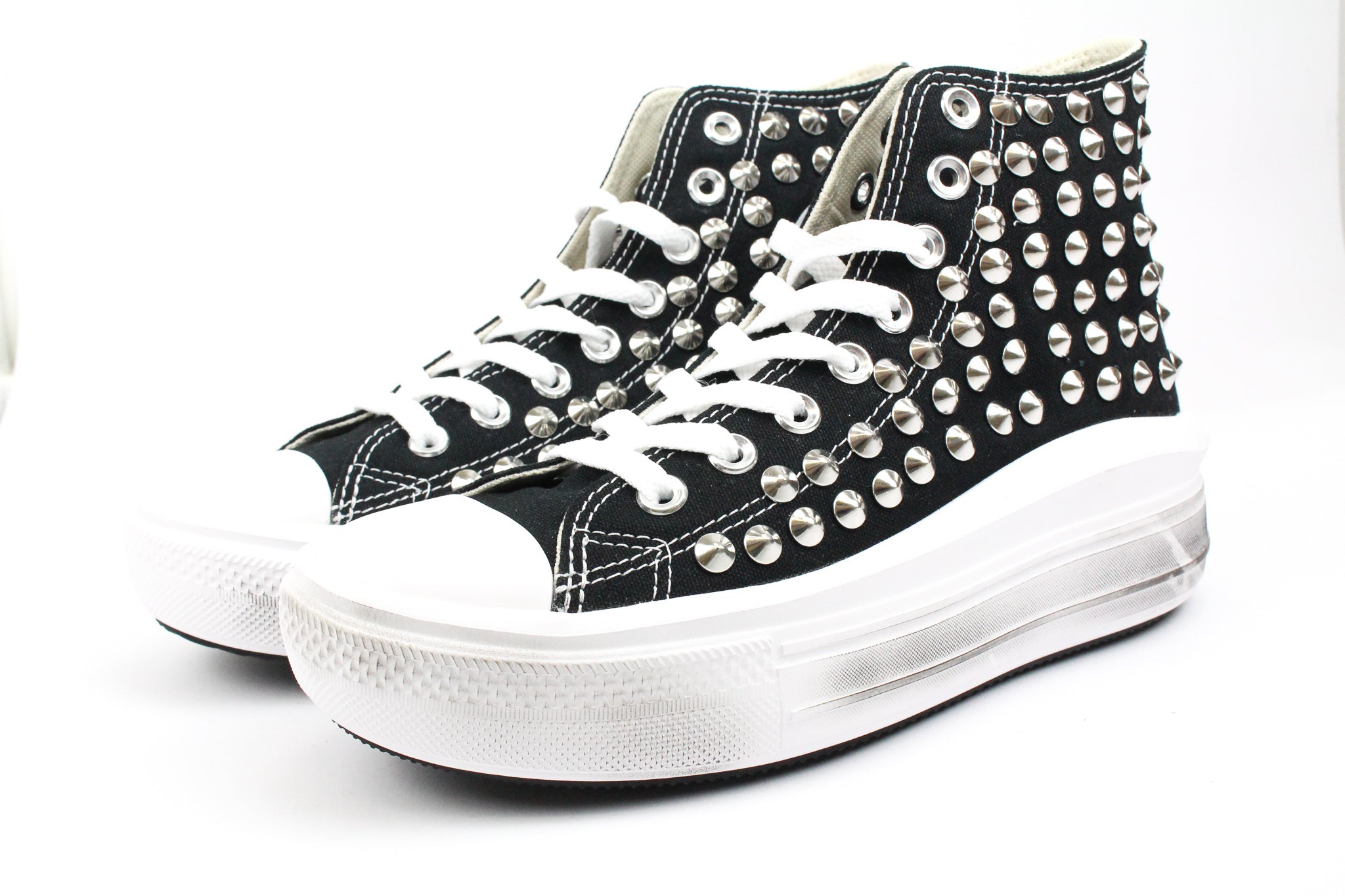 All star nere con borchie online